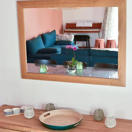 12 Pers - Grand Jardin - 8 Min à Pied De La - Idéal Pour Détente Ou Remote-working Saint-Martin-de-Ré