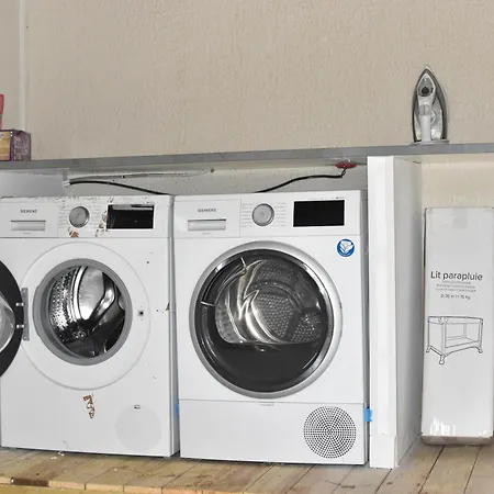 Casa vacanze 12 Pers - Grand Jardin - 8 Min à Pied De La - Idéal Pour Détente Ou Remote-working *