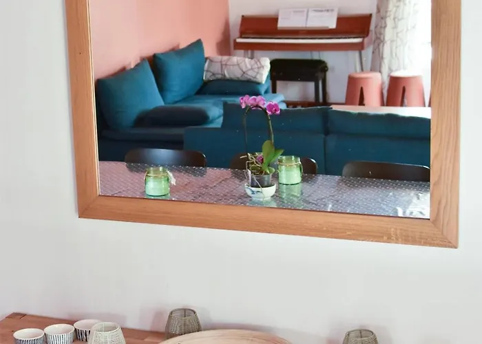 12 Pers - Grand Jardin - 8 Min à Pied De La - Idéal Pour Détente Ou Remote-working Saint-Martin-de-Ré