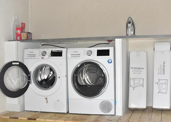 Hébergement de vacances 12 Pers - Grand Jardin - 8 Min à Pied De La - Idéal Pour Détente Ou Remote-working *